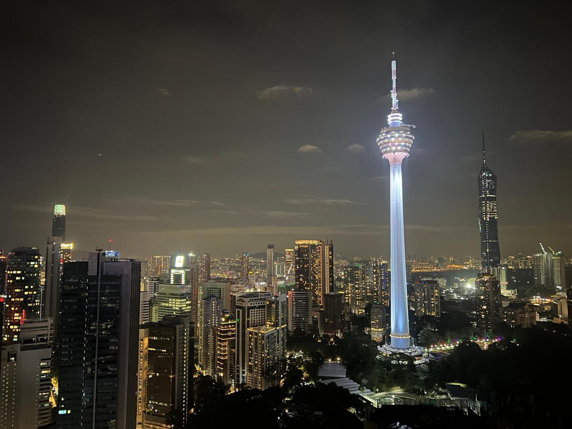 De Sky Platinum Suites Klcc Kuala Lumpur Exterior photo
